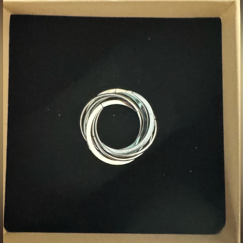 Dkny Silver And Rhinestone 6-Stack Ring, Size 8 - image 3